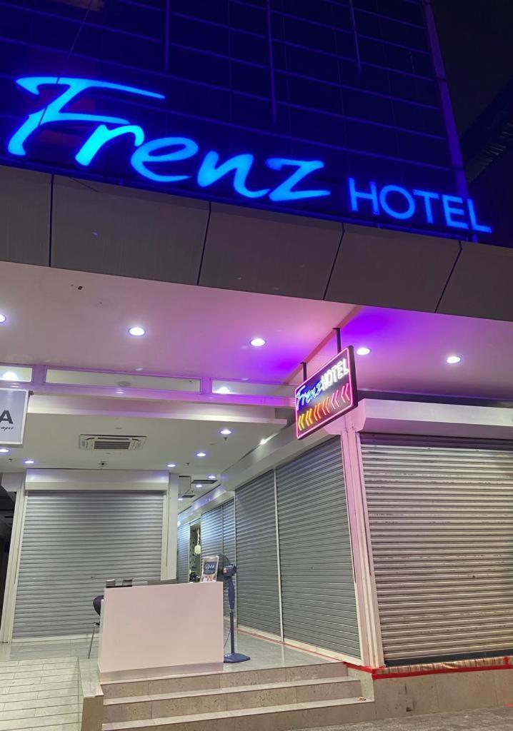 Frenz Hotel Куала-Лумпур Екстер'єр фото